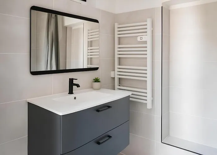 2 Privee, Espaces Communs Partages, Centre Gare, Linge & Menage Inclus Διαμέρισμα *